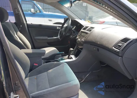 2003 Honda Accord 2.4 Ex z USA, uszkodzony, nr VIN 1HGCM56683A110045